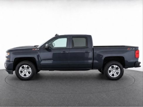 Used 2018 Chevrolet Silverado 1500 LT w/ All Star Edition AWD/4WD image 6