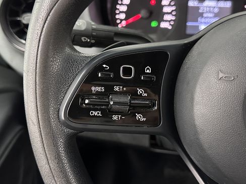 Used 2020 Freightliner Sprinter 3500 RWD image 15