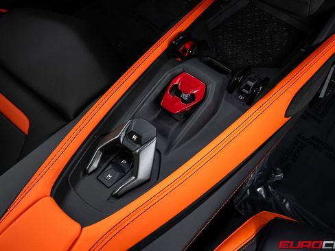 Used 2026 Lamborghini Temerario AWD/4WD image 34