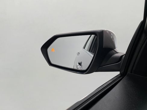 Used 2025 Hyundai Elantra SEL image 20