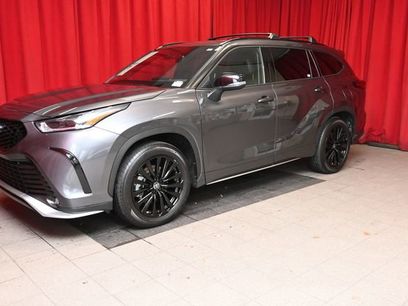 Used 2025 Toyota Highlander XSE