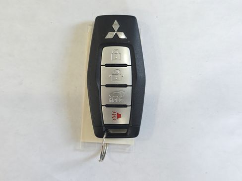 Used 2024 Mitsubishi Outlander SE AWD/4WD image 31