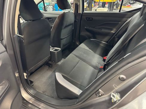 Used 2025 Nissan Versa S w/ Trunk Package FWD image 15
