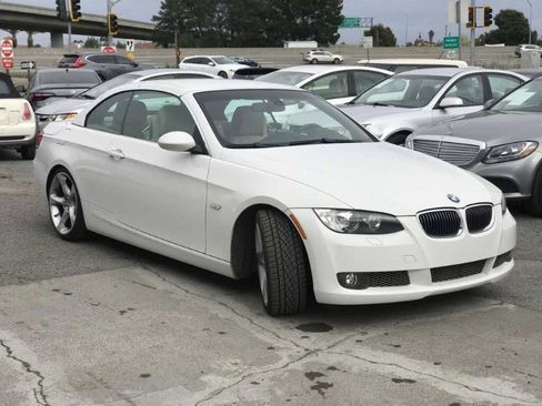 Used 2008 BMW 335i Convertible image 7