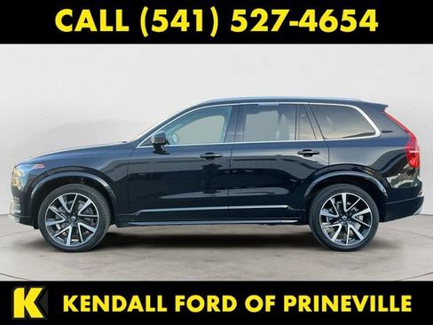 Used 2021 Volvo XC90 T6 Momentum w/ Advanced Package image 2