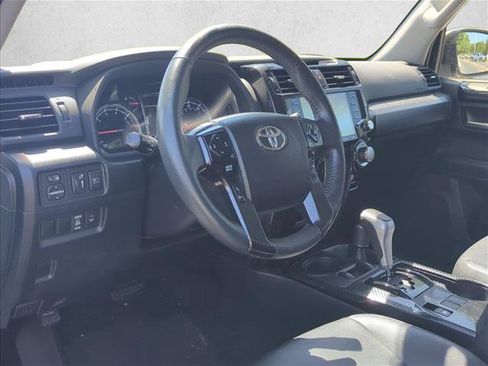 Certified 2022 Toyota 4Runner TRD Off-Road AWD/4WD image 9