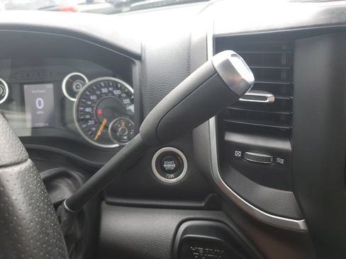 Used 2019 RAM 2500 Big Horn AWD/4WD image 23