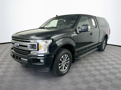 Used 2018 Ford F150 XLT w/ Equipment Group 302A Luxury AWD/4WD image 4