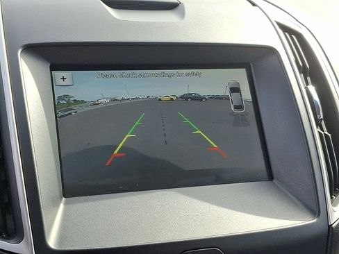 Used 2019 Ford Edge SEL w/ Equipment Group 201A image 17