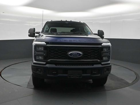 Used 2024 Ford F250 XL w/ STX Appearance Package AWD/4WD image 2