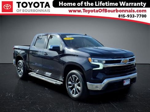 Used 2022 Chevrolet Silverado 1500 LT AWD/4WD image 1