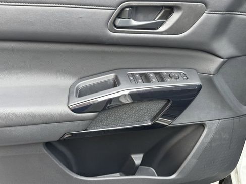 New 2026 Nissan Pathfinder S AWD/4WD image 18