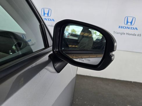 Used 2024 Honda HR-V LX image 26