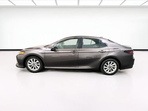 Used 2021 Toyota Camry LE FWD image 20