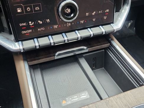 Used 2026 GMC Acadia Denali Ultimate image 43