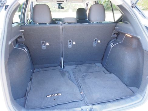Used 2024 Nissan Kicks SV FWD image 14