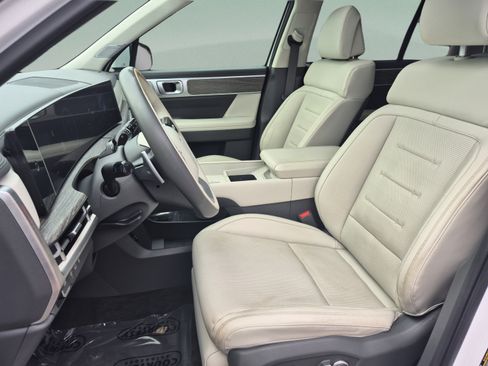 Used 2024 Hyundai Santa Fe Calligraphy AWD/4WD image 22