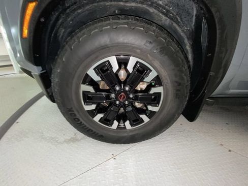 Used 2023 Nissan Frontier Pro-X w/ Tow Package RWD image 10