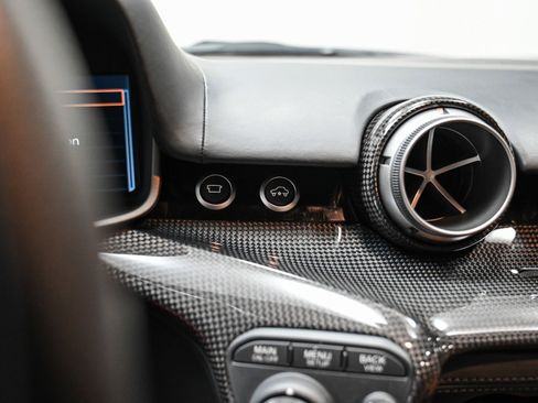 Used 2015 Ferrari F12 Berlinetta image 46