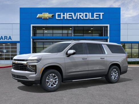 New 2026 Chevrolet Suburban LS RWD image 2