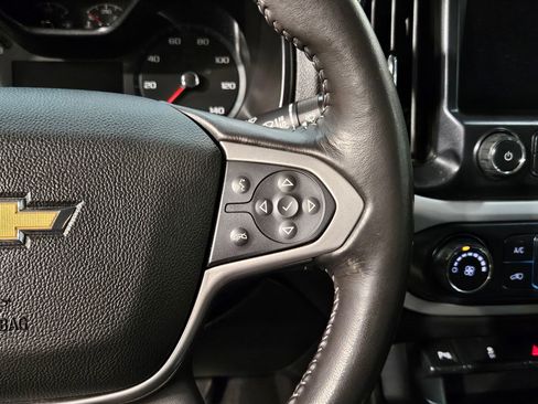 Used 2020 Chevrolet Colorado LT w/ Safety Package image 16