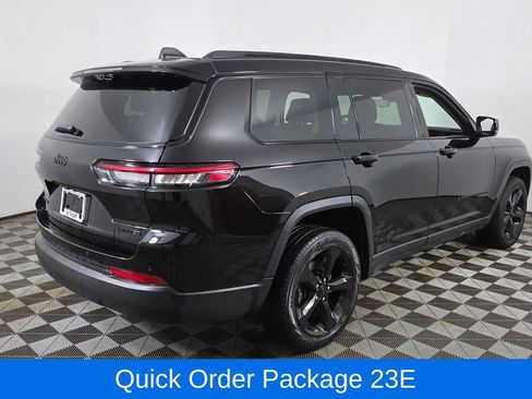 Used 2023 Jeep Grand Cherokee L Limited w/ Luxury Tech Group II image 9