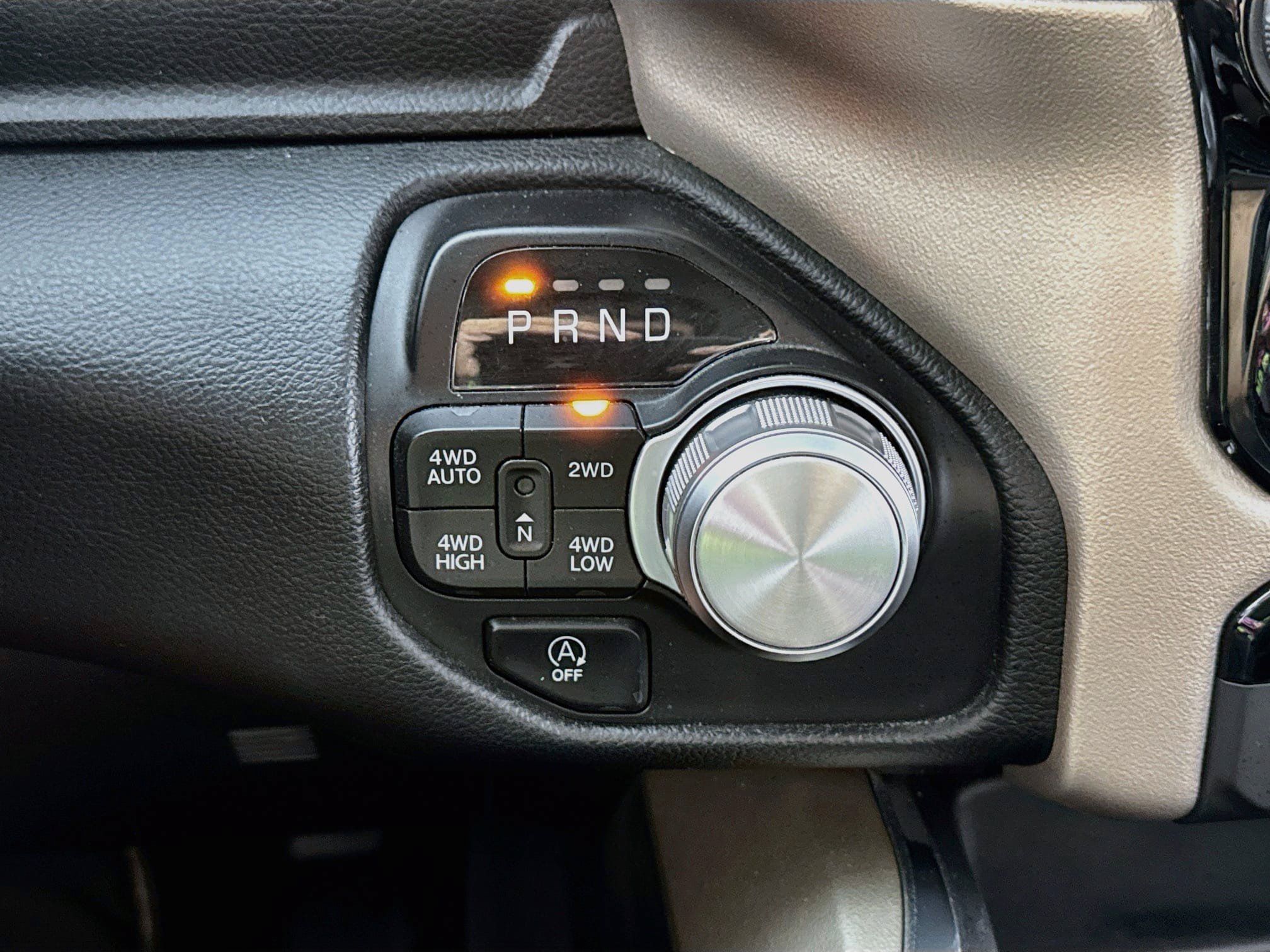 Used 2022 RAM 1500 Laramie AWD/4WD image 18
