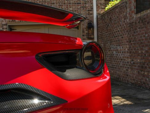 Used 2017 Ferrari 488 GTB image 42