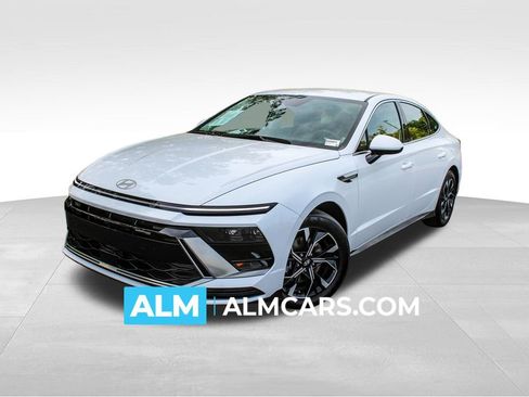 Used 2025 Hyundai Sonata SEL image 1