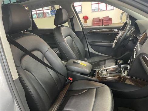 Used 2015 Audi Q5 2.0T Premium Plus w/ Technology Package image 28