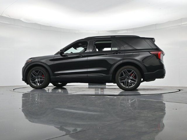 Certified 2026 Ford Explorer ST w/ Sun And Sound Package AWD/4WD image 42