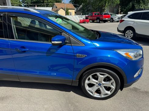 Used 2018 Ford Escape Titanium AWD/4WD image 11