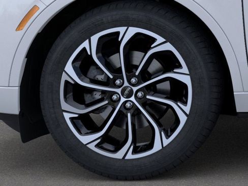 New 2026 Lincoln Nautilus Reserve AWD/4WD image 41