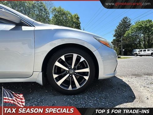 Used 2017 Nissan Altima 2.5 SR FWD image 17
