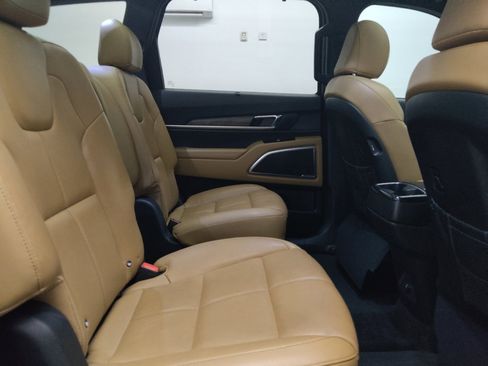 Used 2021 Kia Telluride SX FWD image 19