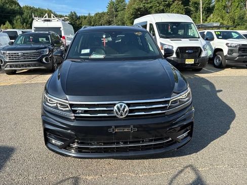 Used 2020 Volkswagen Tiguan SEL Premium R-Line w/ 3rd Row Seat Package AWD/4WD image 2