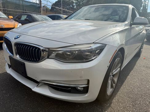 Used 2017 BMW 330i Gran Turismo xDrive image 33
