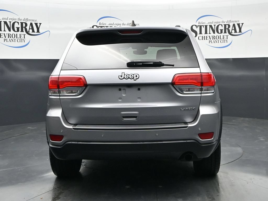Used 2018 Jeep Grand Cherokee Laredo RWD image 6