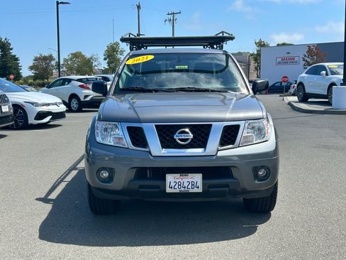 Used 2021 Nissan Frontier SV RWD image 8