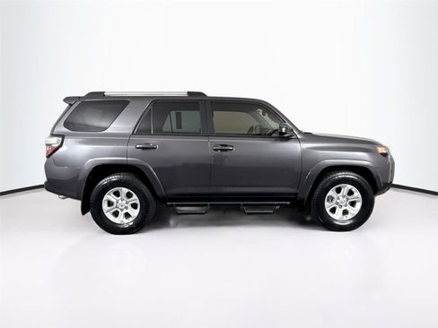 Used 2020 Toyota 4Runner SR5 image 9