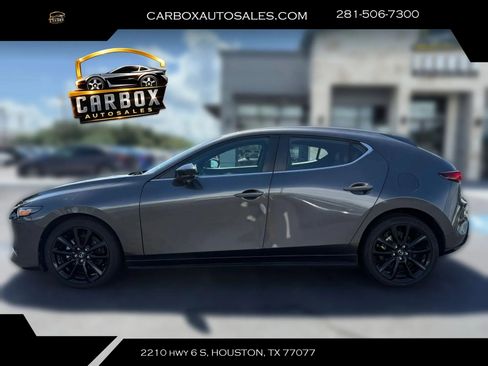 Used 2024 MAZDA MAZDA3 s FWD image 2