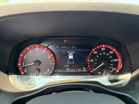 Used 2025 Nissan Frontier PRO-4X w/ Interior Protection Package AWD/4WD image 16