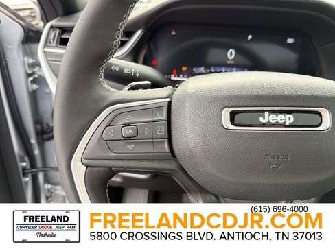 New 2025 Jeep Grand Cherokee L Altitude image 24