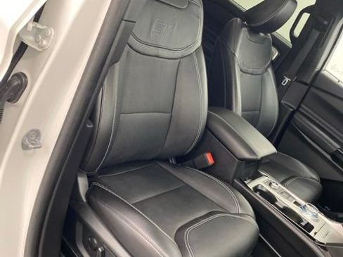 Used 2023 Ford Explorer ST w/ Equipment Group 401A AWD/4WD image 34