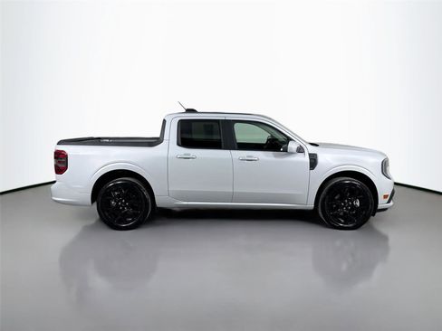 Used 2026 Ford Maverick Lobo AWD/4WD image 10