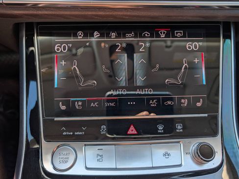 Used 2019 Audi Q8 Prestige AWD/4WD image 28