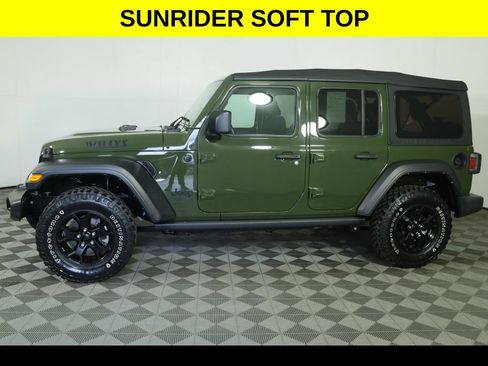 Used 2022 Jeep Wrangler Unlimited Sport AWD/4WD image 6
