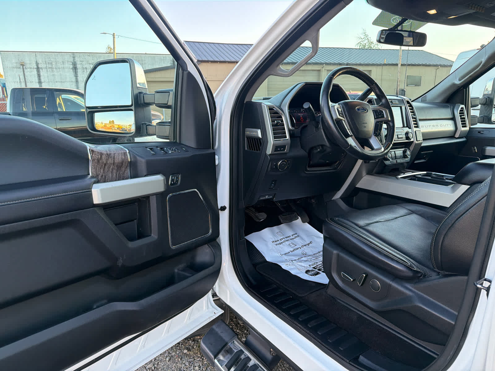 Used 2017 Ford F350 Lariat w/ Chrome Package AWD/4WD image 16
