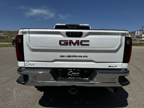 New 2025 GMC Sierra 2500 SLT w/ SLT Premium Package image 17