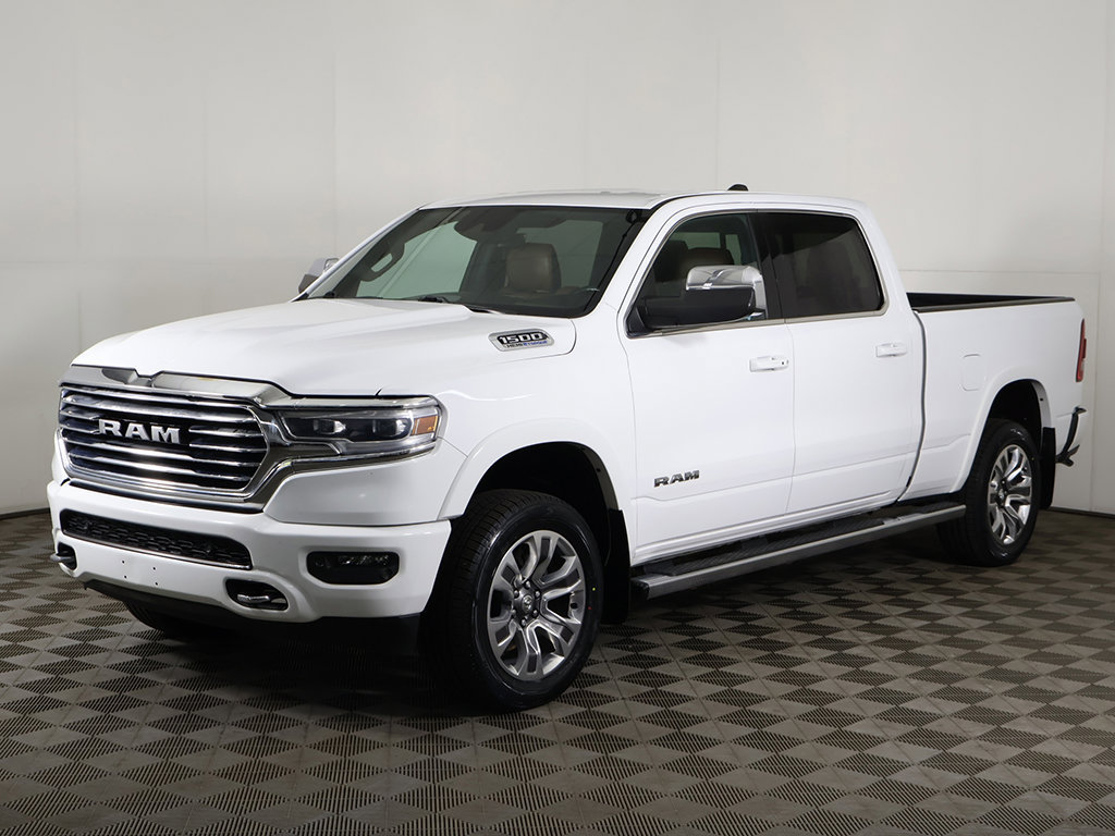 Used 2023 RAM 1500 Limited w/ Body-Colour Bumper Group AWD/4WD image 8